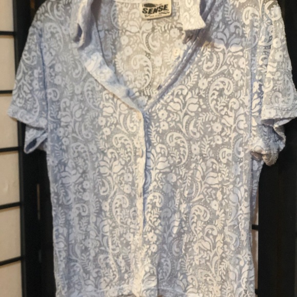 90’s Retro Lightweight Top - Picture 4 of 10